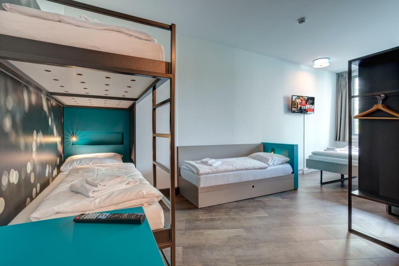Hotel Meininger Olympiapark 3*